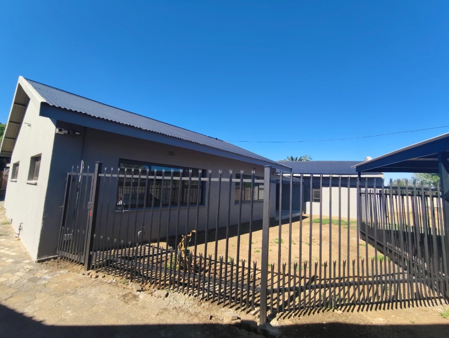 To Let 4 Bedroom Property for Rent in Bayswater Free State
